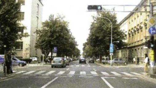 Slika uz pitanje: Kako ćete postupiti u situaciji kao na slici?
